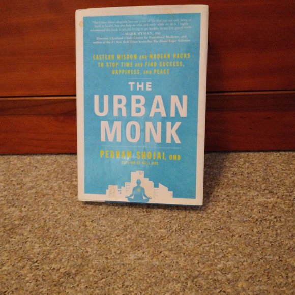 Book Bundle - Picture 2 of 7